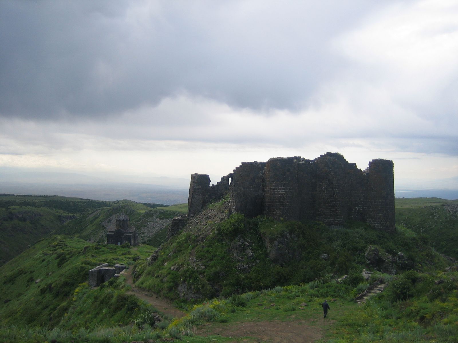 Amberd Fortress — Armavir & Aragatsotn